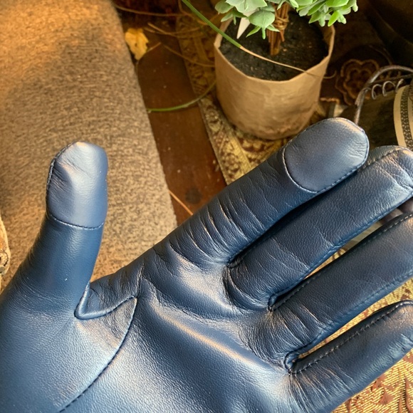 Authentic COACH 1941 SMOOTH LEATHER wool lining signature tech gloves - Picture 5 of 8